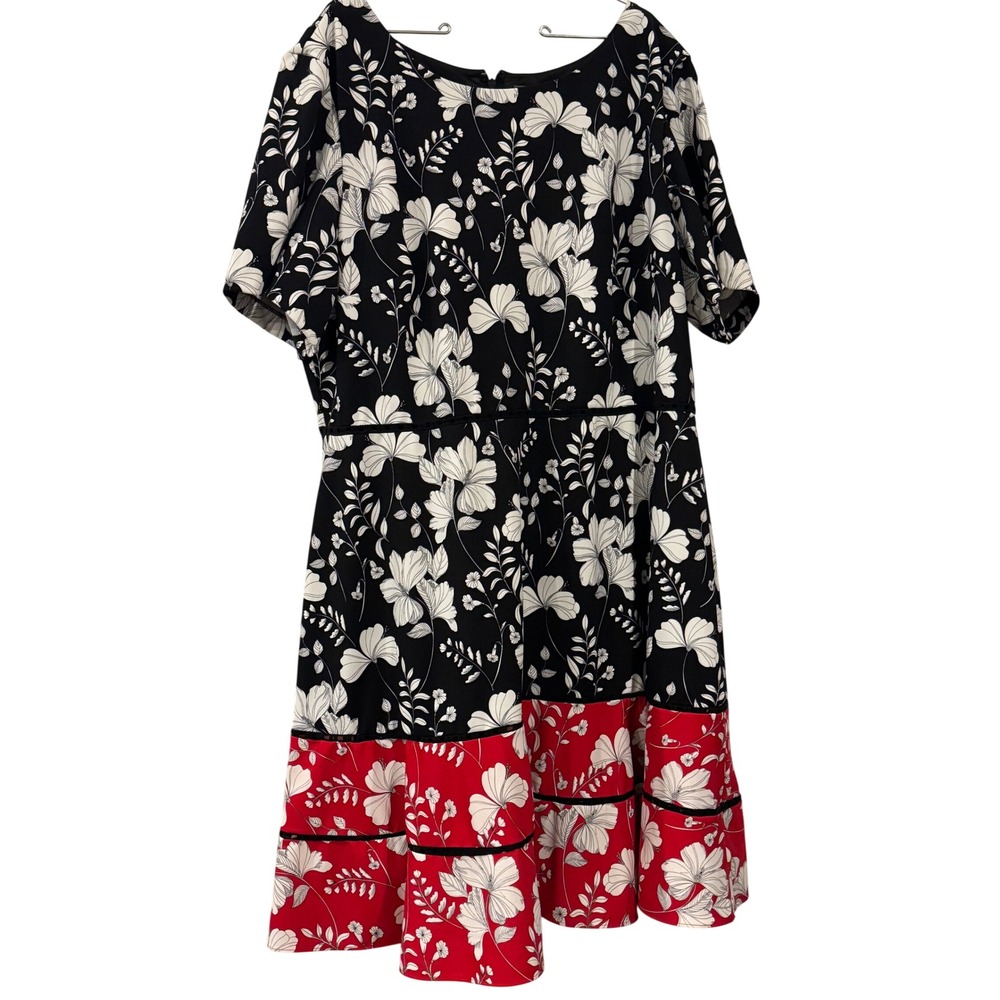 Taylor Woman Floral Fit & Flare Dress Black Red White Plus Size 24W Short Sleeve